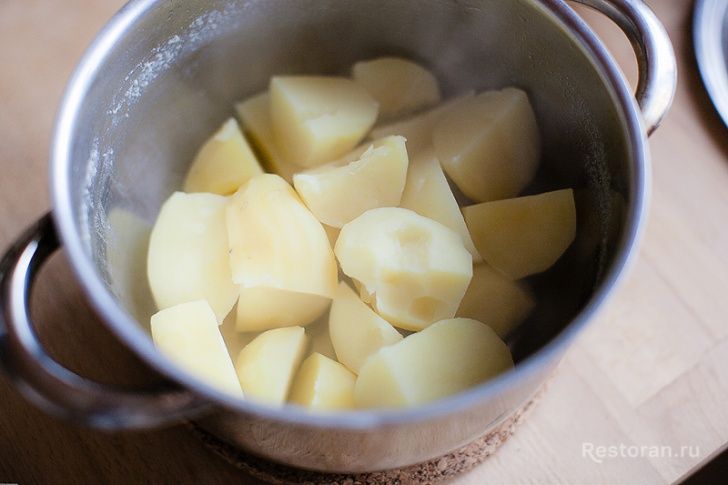 Картофельные блинчики с сальсой из авокадо - фотография № 11