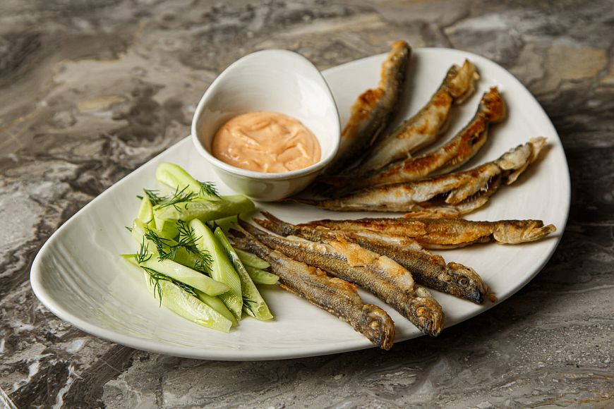 Сезон ладожской корюшки в ресторане «ERWIN.РекаМореОкеан»