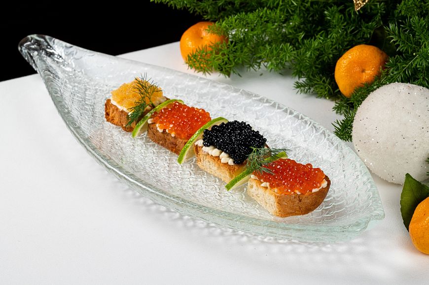 Новый год на борту: праздничное меню в ресторане-яхте «Чайка»