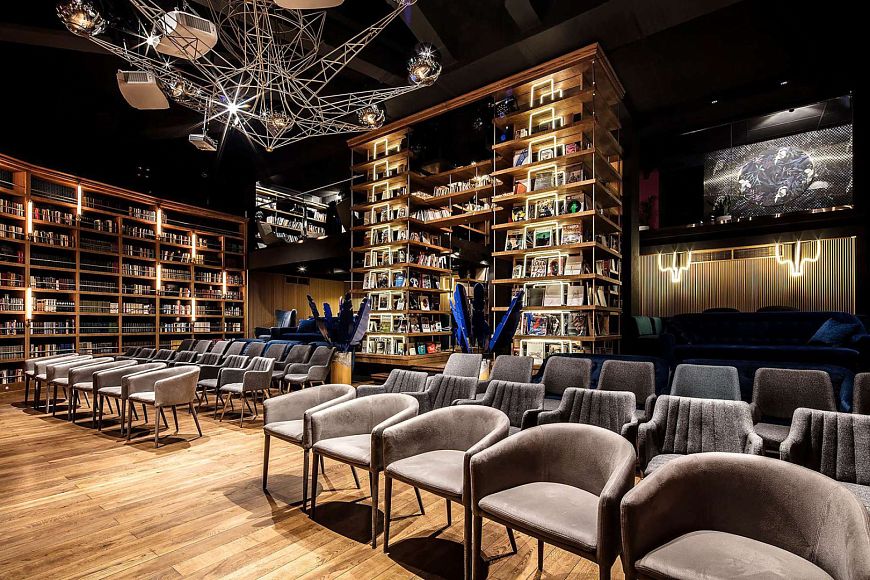 Спектакль «Шестипалый и затворник»