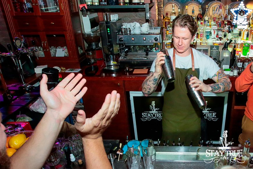 Гастроли лондонских бартендеров в Stay True Bar