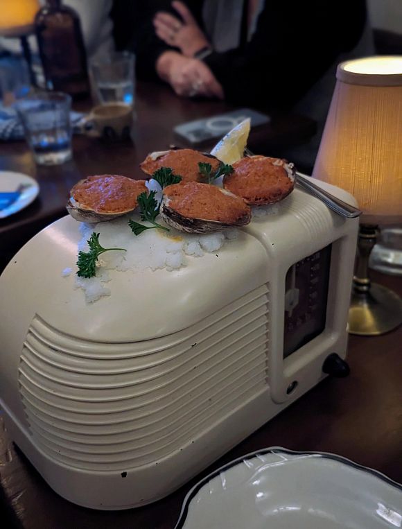Реддит Reddit We Want Plates Мы хотим тарелки странная сервировка необычная сервировка необычная подача блюд в ресторанах