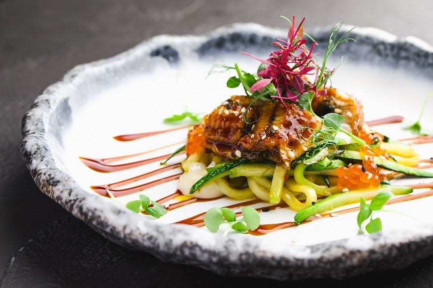 рецепт салата с угрем азиатский салат ресторан tokyo рецепт азиатского салата японская кухня