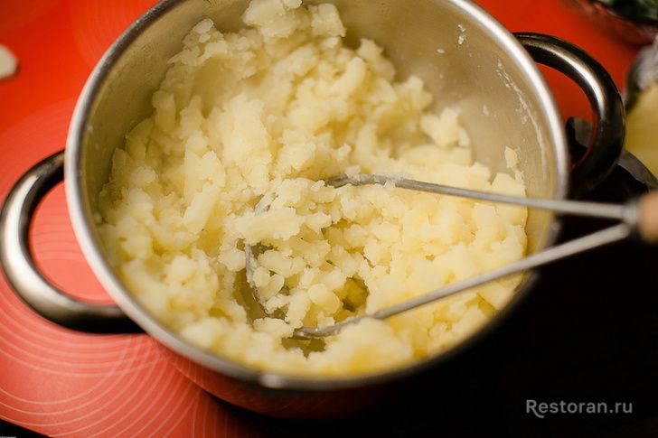 Картофельное пюре с чесноком и укропом - фотография № 3