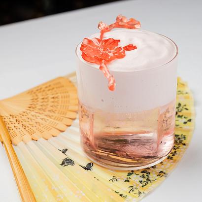 Фото Сиксти / Sixty