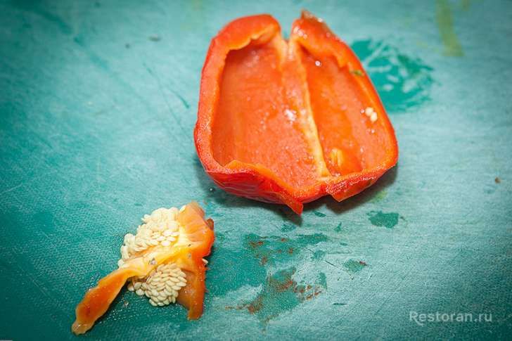 Каре ягненка с овощным гратеном и запеченной свеклой от ресторана James Cook - фотография № 7