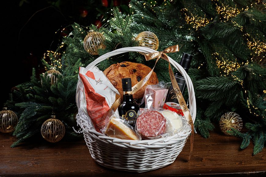 Праздничные корзины и панеттоне от шефа Butler