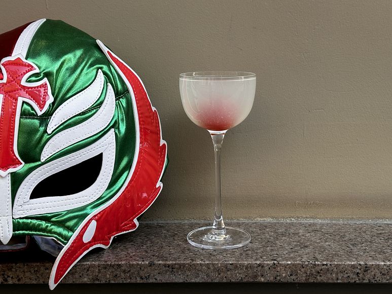 Дерзкий твист на Dry Martini в Sangre Fresca