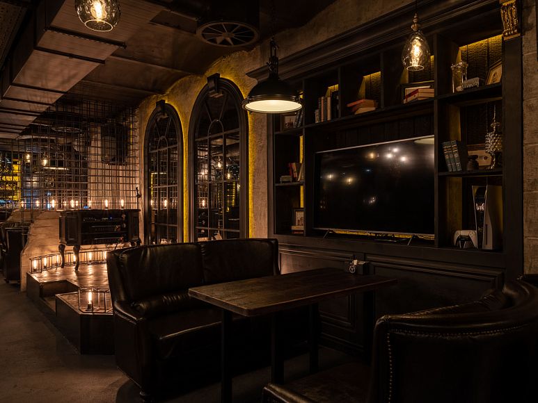 Иммерсивно-гастрономическое шоу «Таинственная история Мистера Т.»