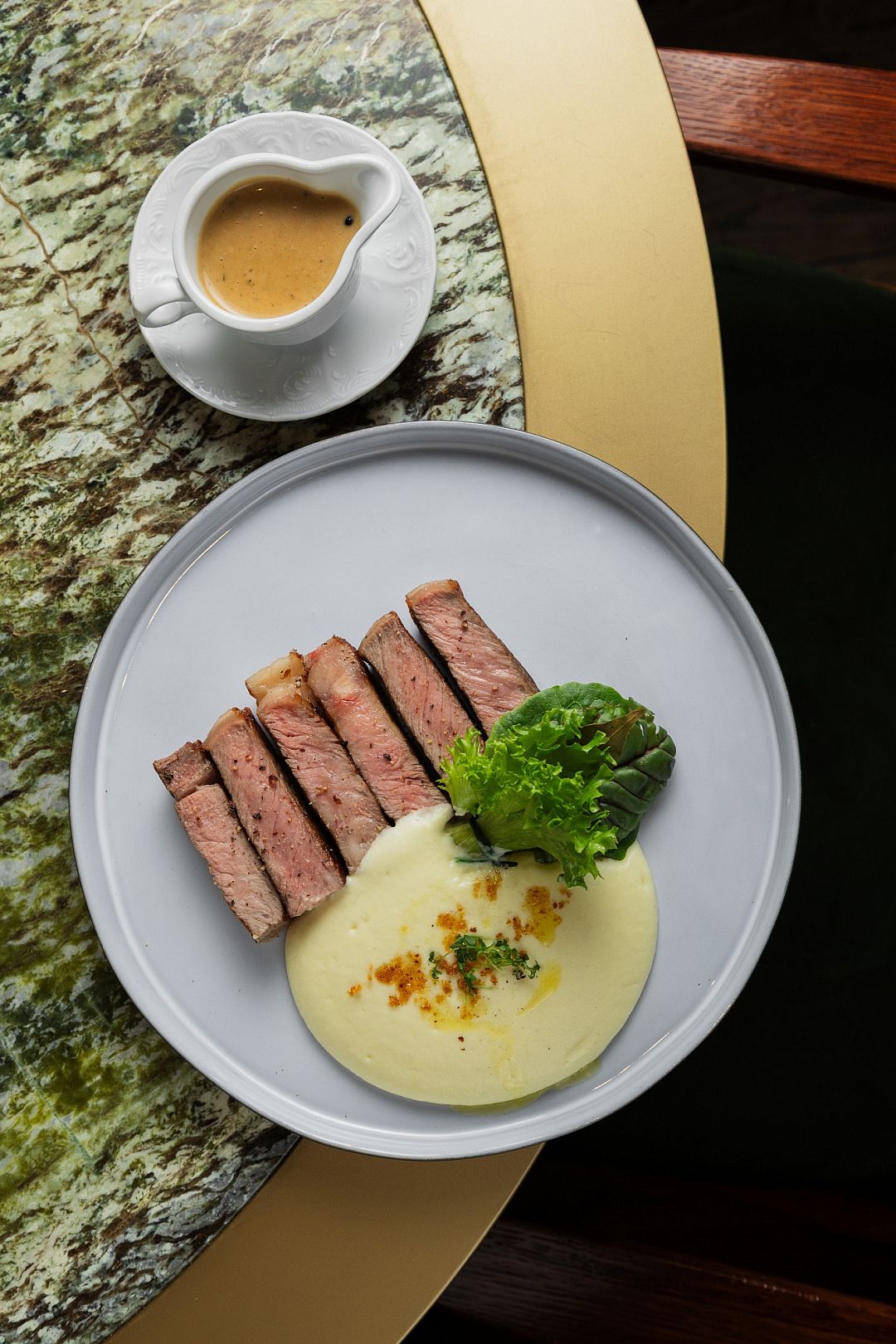 -50% скидки на все мясные позиции в «Жеральдин» - фотография № 1