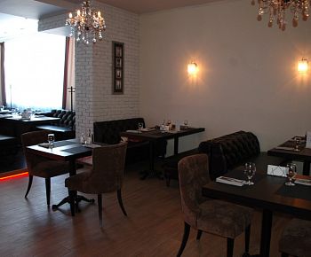 Караоке-клуб 8&8 (закрыт)