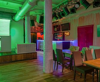 MONICA BELLUCCI bar&karaoke&lounge / Моника Беллуччи (закрыт)
