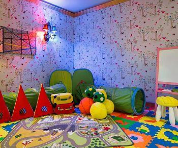 Хинкальная на Академика Варги (закрыт)