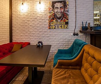 MOS lounge&bar (Белорусская)