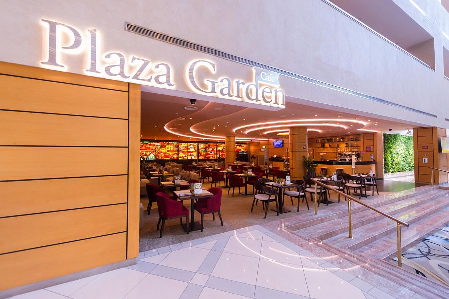 Plaza Garden Cafe - фотография № 1