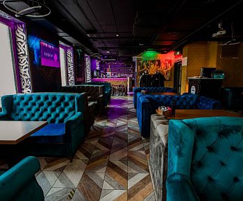 MOS lounge&bar (Новокузнецкая)