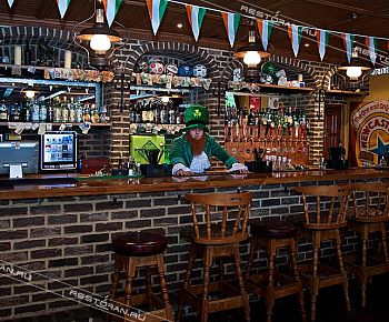 Johnnie Green Pub