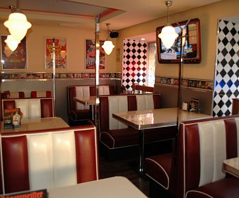Beverly Hills Diner / Беверли Хиллс Дайнер (Тверская) закрыт