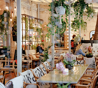 Happy End Bar & Kitchen фото 6
