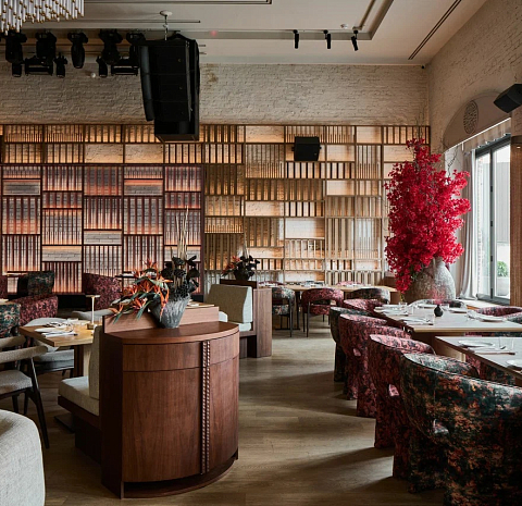 LEPS ASIAN RESTAURANT & SINGER CLUB