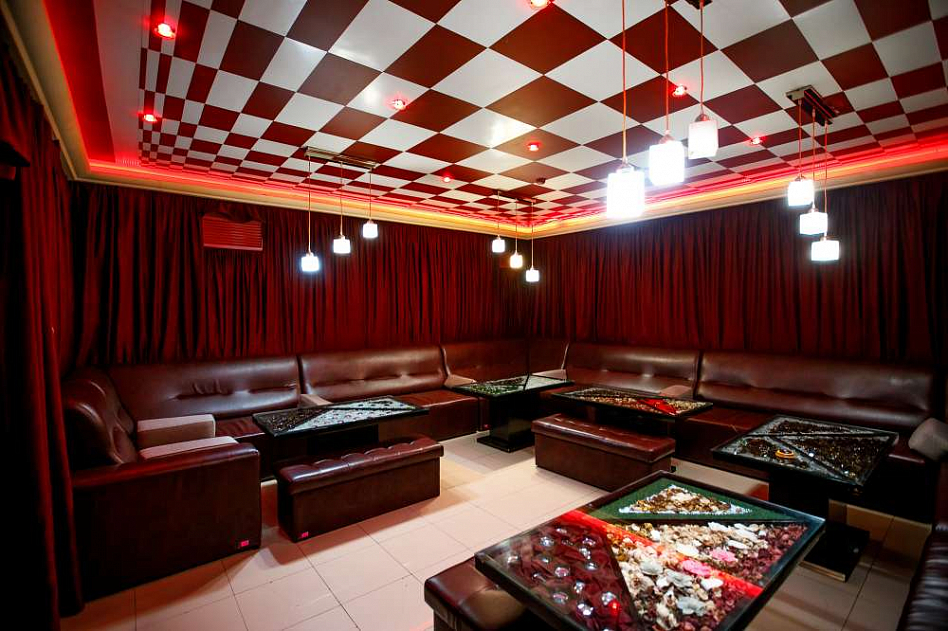 Art Cafe & Karaoke Muraway (ex. Karaoke Lounge MW) закрыт - фотография № 4 (фото предоставлено заведением)