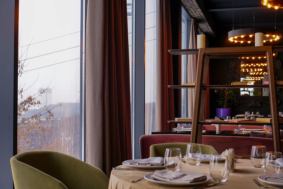 Трамплин / Амбассадори - кредитные карты master card / eurocard