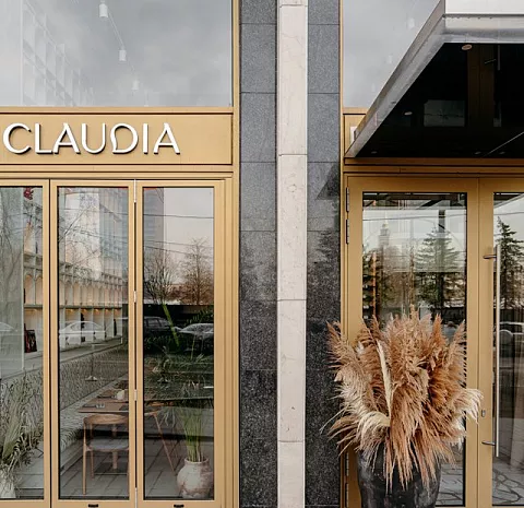 Claudia