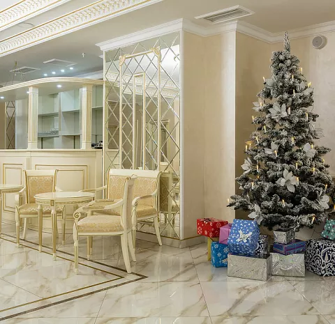 White Hall / Вайт Холл
