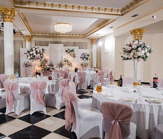 бронировать по телефону