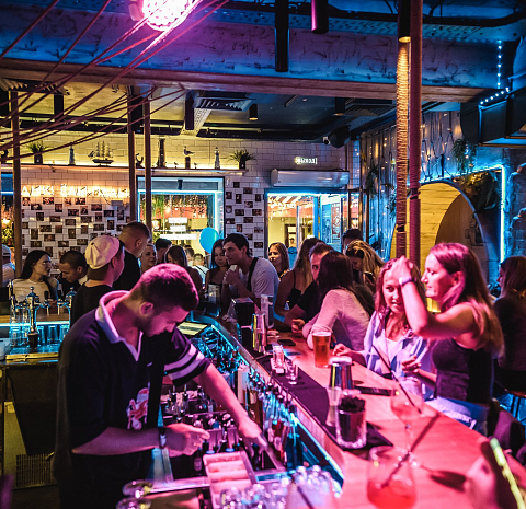 Моряк и Чайка на Пятницкой