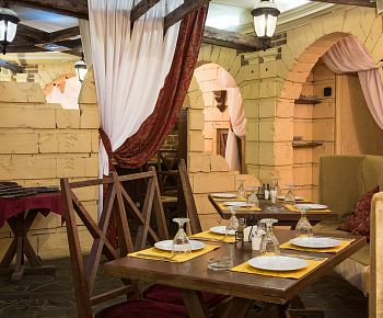 Castle Grill Bar / Кастл Гриль Бар (закрыт)