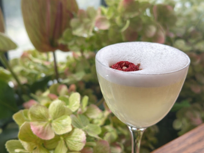 Красавец мужчина