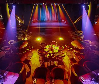 бронировать по телефону