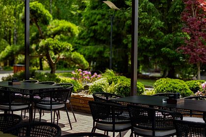 Летняя веранда в ресторане Артиленд