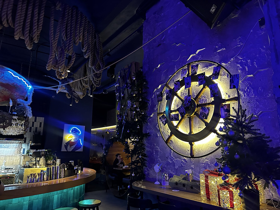 Моряк и Чайка на Кузнецком - фотография № 6