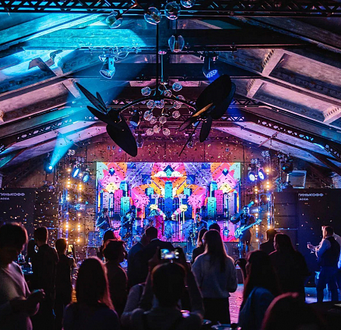 LOFT HALL – LOFT#4