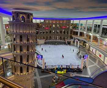 У дяди Макса (Vegas Крокус Сити) закрыт