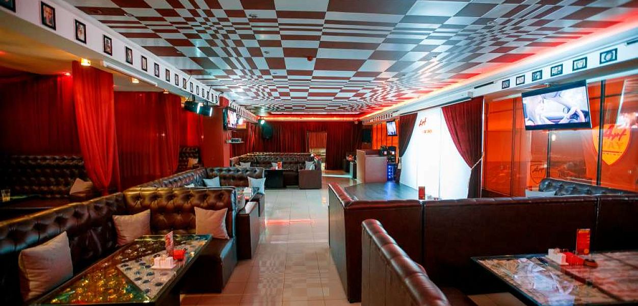 Art Cafe & Karaoke Muraway (ex. Karaoke Lounge MW) закрыт - фотография № 2