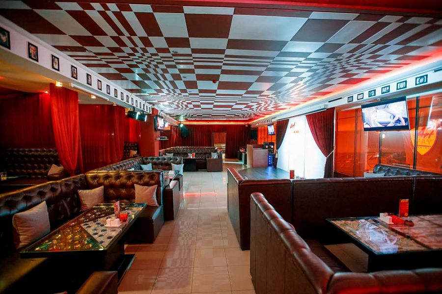 Art Cafe & Karaoke Muraway (ex. Karaoke Lounge MW) закрыт - фотография № 2