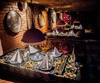 Урюк Чайхана Lounge Bar (Цветной бульвар) закрыт