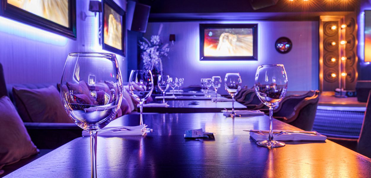 SOLOWAY karaoke club & night bar - фотография № 12