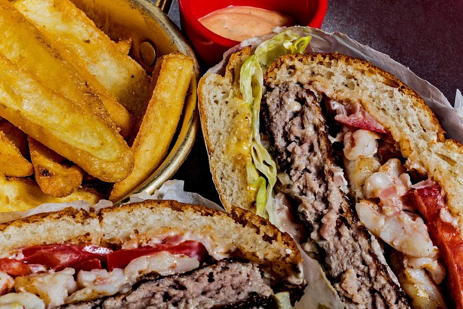 Старик и море - метро чистые пруды