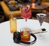 Специальное меню и аудио-истории в баре «Шаляпин»