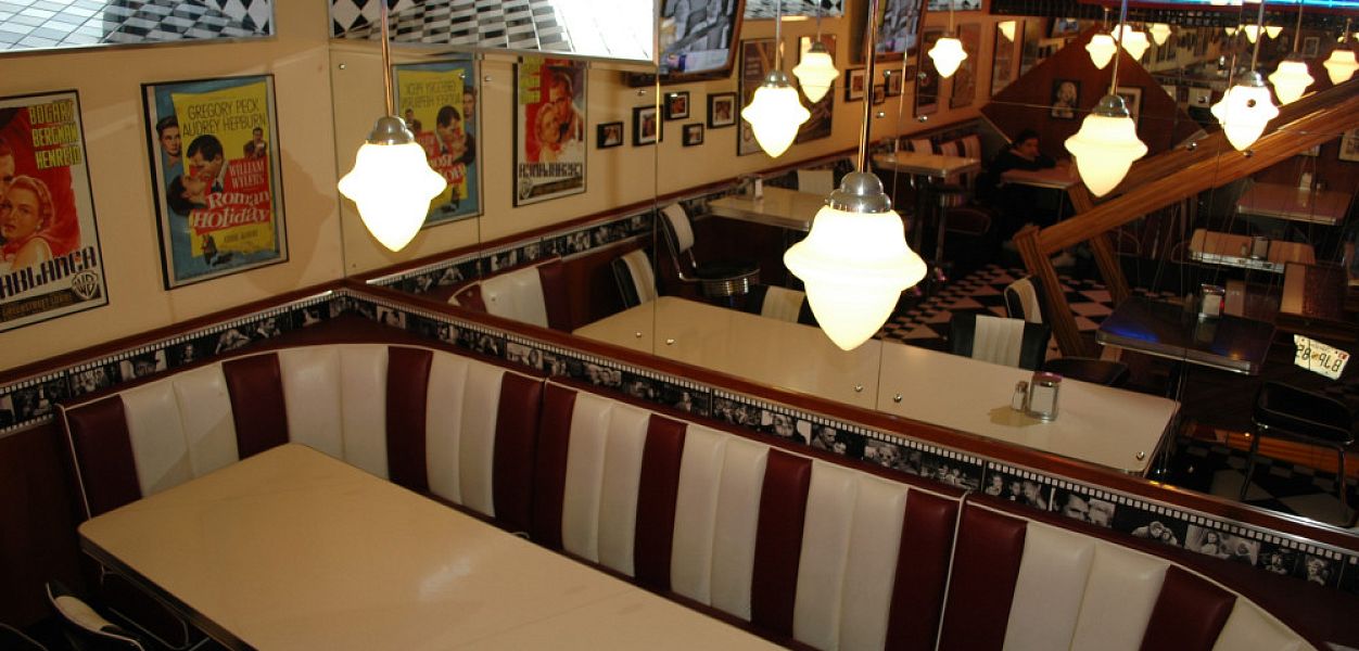 Beverly Hills Diner / Беверли Хиллс Дайнер (Тверская) закрыт - фотография № 9
