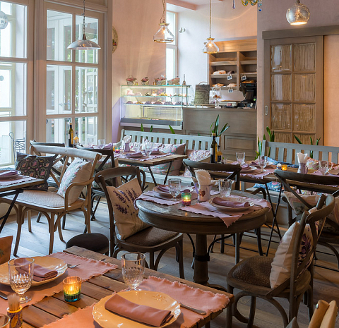 Cafe De Arts / Кафе Де Артс
