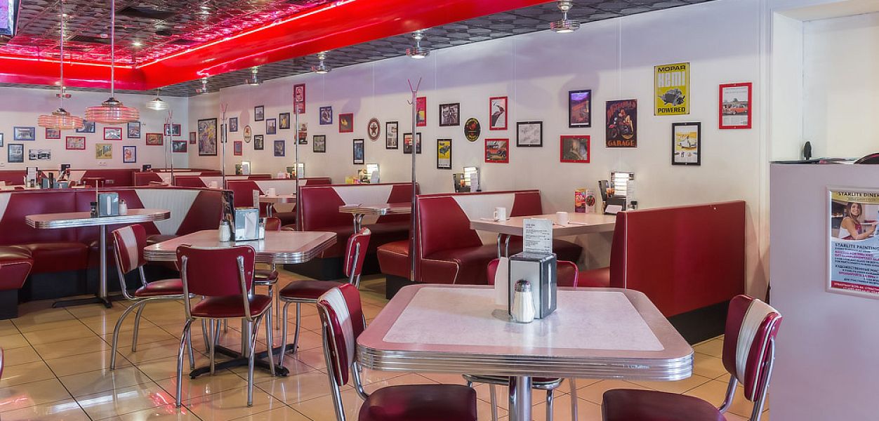 Starlite Diner «Октябрьская» - фотография № 3