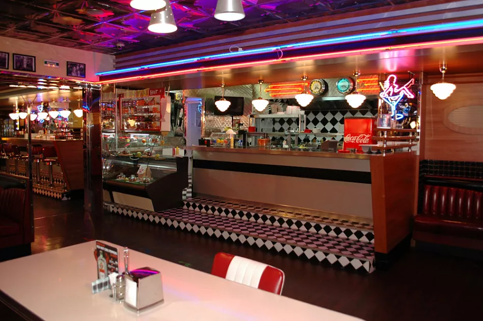 Beverly Hills Diner / Беверли Хиллс Дайнер (Никольская) закрыт - фотография № 18 (фото предоставлено заведением)
