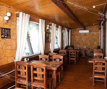 Духанъ Алаверды на Белорусской (закрыт)