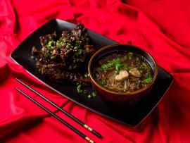Утка с уткой — новогодние каникулы в Black Thai