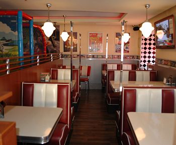 Beverly Hills Diner / Беверли Хиллс Дайнер (Тверская) закрыт